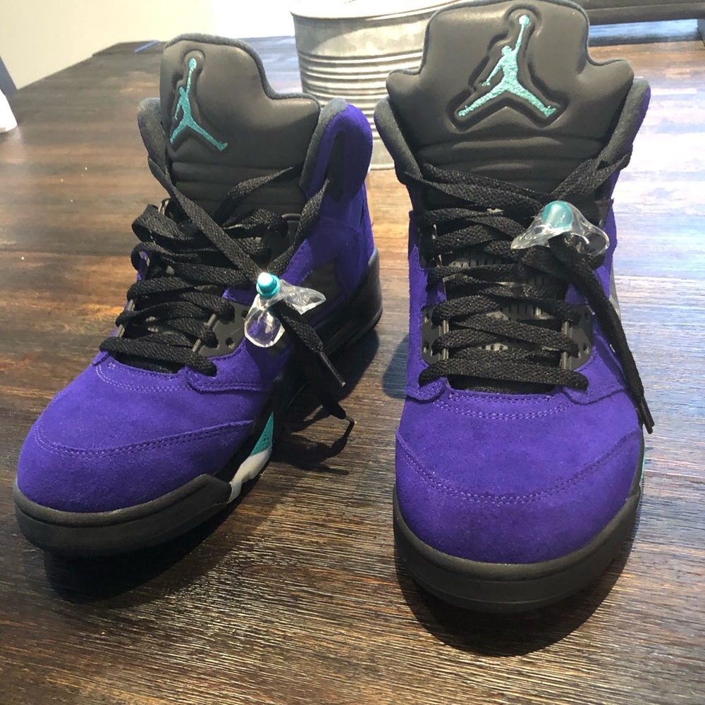Jordan 5 reverse grape